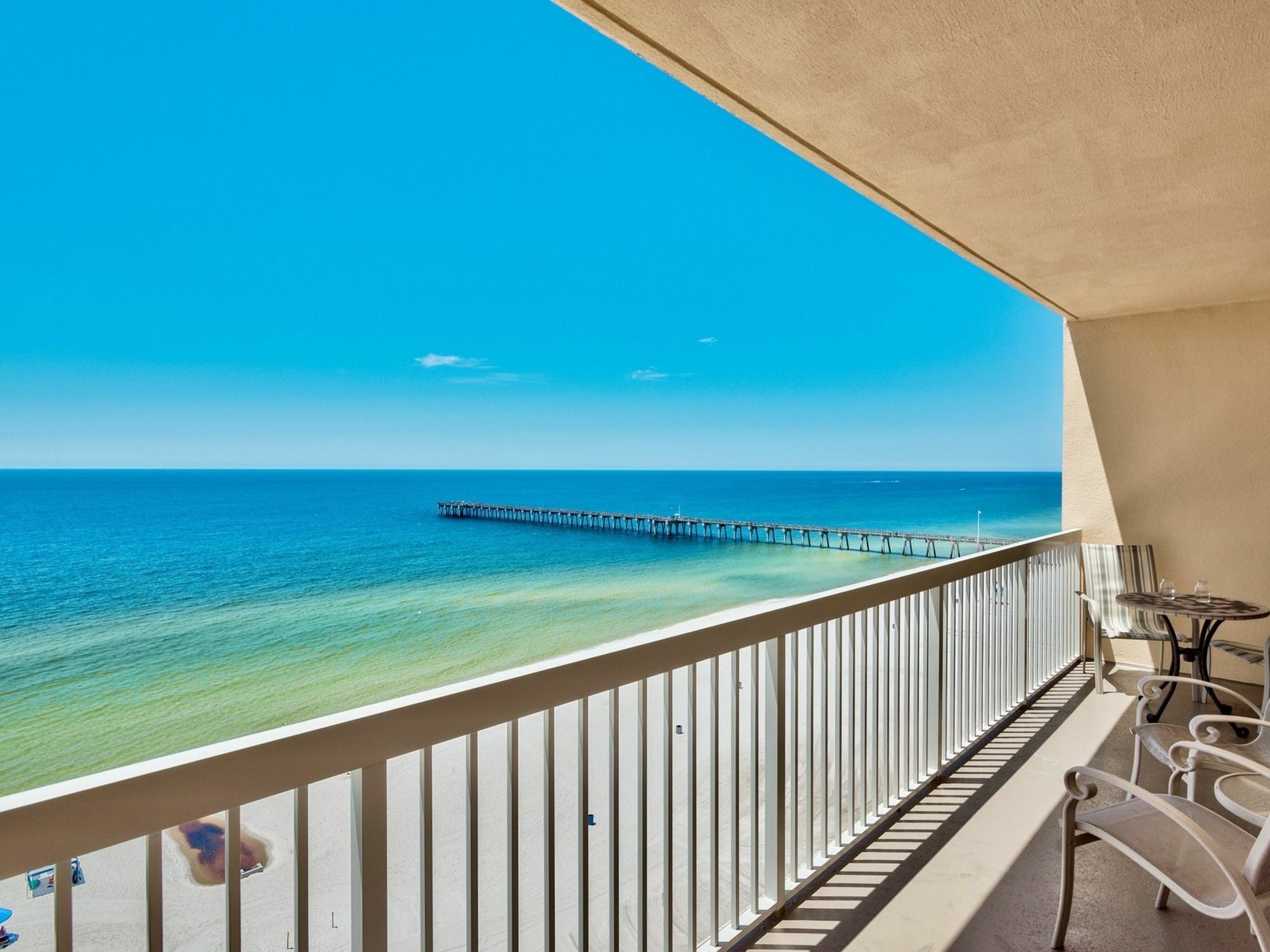 Hotel Calypso 1008w 177220 By Redawning